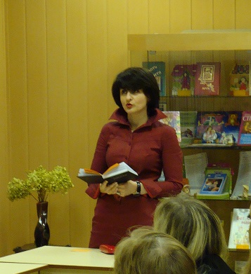 Нора Никанорова